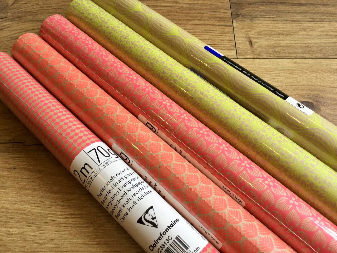 Geschenkpapierrolle neon RC Clairefontaine - Polly Paper - Umweltfreundliche Schreibwaren
