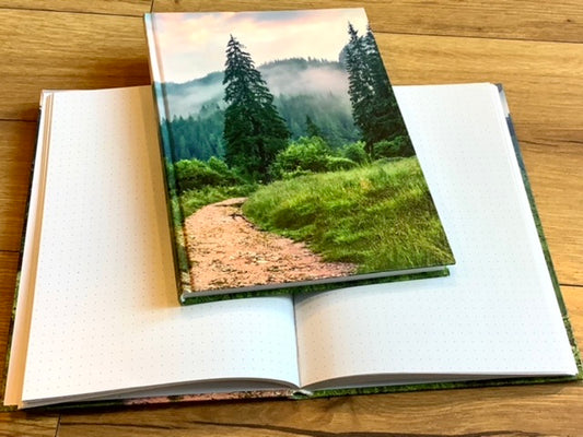 Notizbuch A5 Berglandschaft Punktraster Hardcover - Polly Paper - Umweltfreundliche Schreibwaren