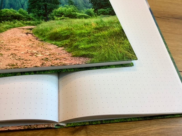 Notizbuch A5 Berglandschaft Punktraster Hardcover - Polly Paper - Umweltfreundliche Schreibwaren