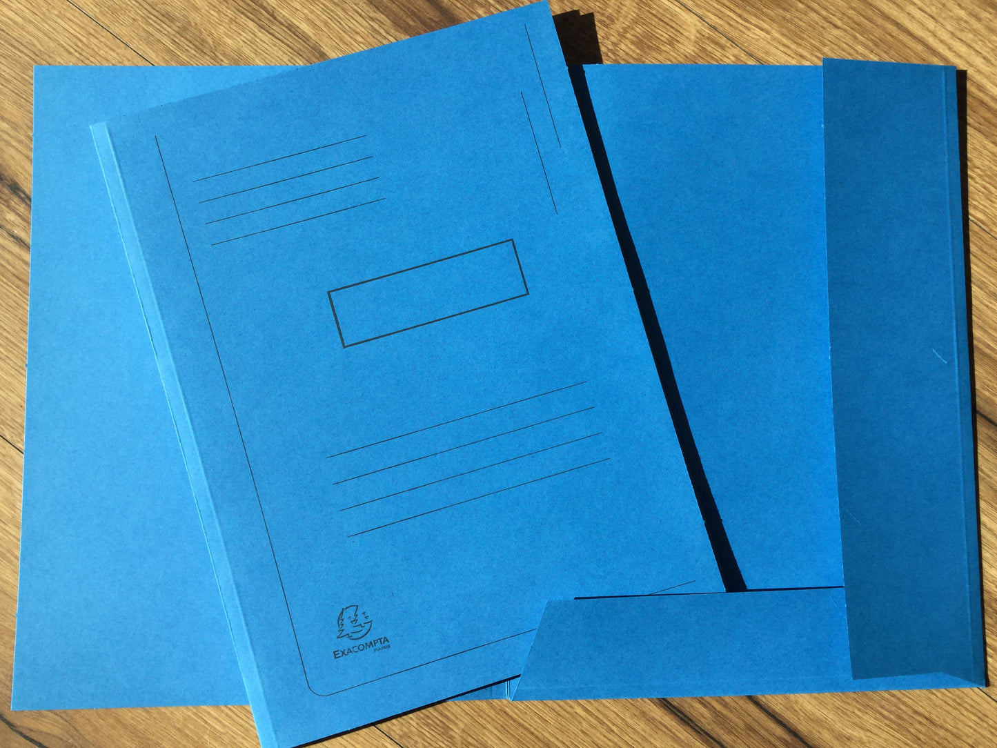 Blaue Einschlagmappe von Exacompta mit 2 Innenflügen