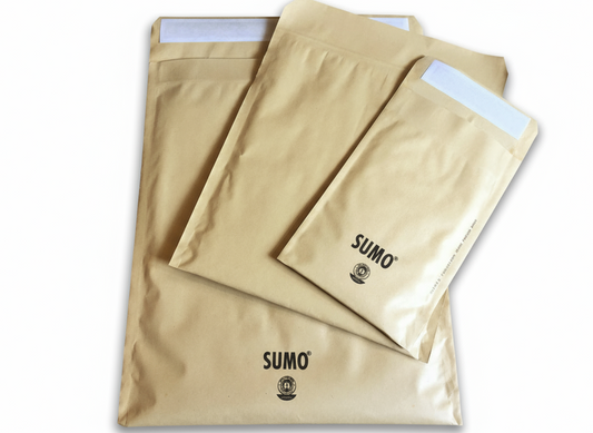 Versandtasche SUMO wattiert aus Recyclingpapier - bei Polly Paper Bürobedarf in Berlin-Mitte