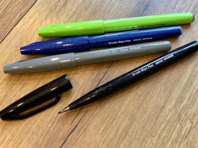 Brush Sign Pen Faserschreiber Pentel° - Polly Paper - Umweltfreundliche Schreibwaren