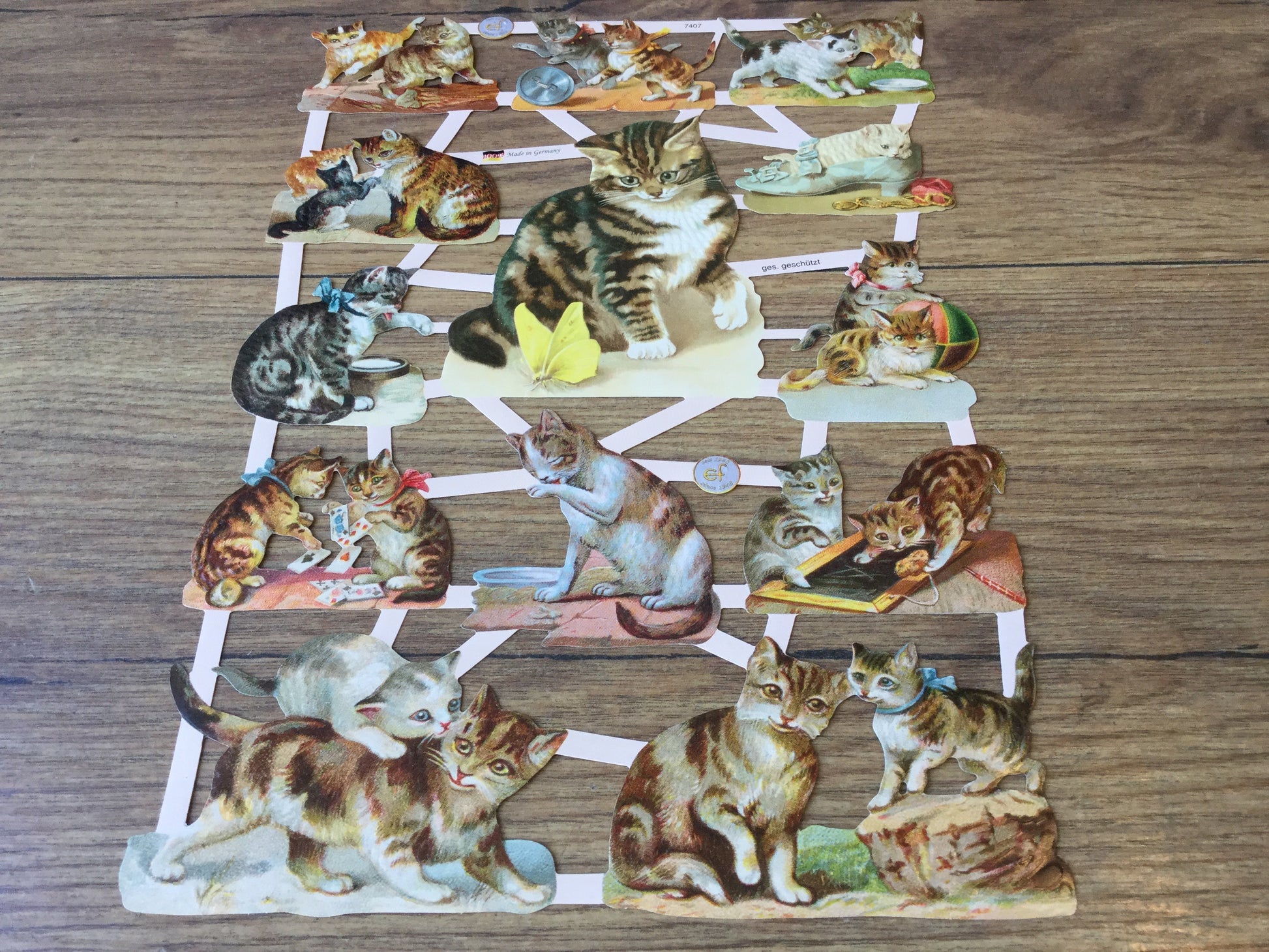 Glanzbilder Katzen 7407 nostalgisch - Polly Paper - Umweltfreundliche Schreibwaren