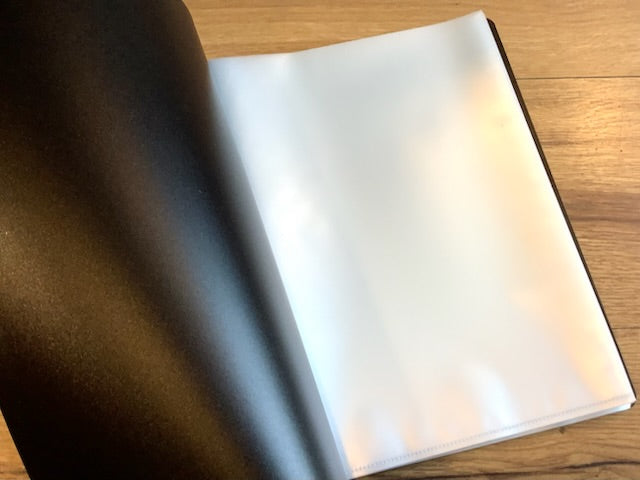 Schwarze Sichtmappe von LEITZ - bei Polly Paper - Umweltfreundliche Schreibwaren