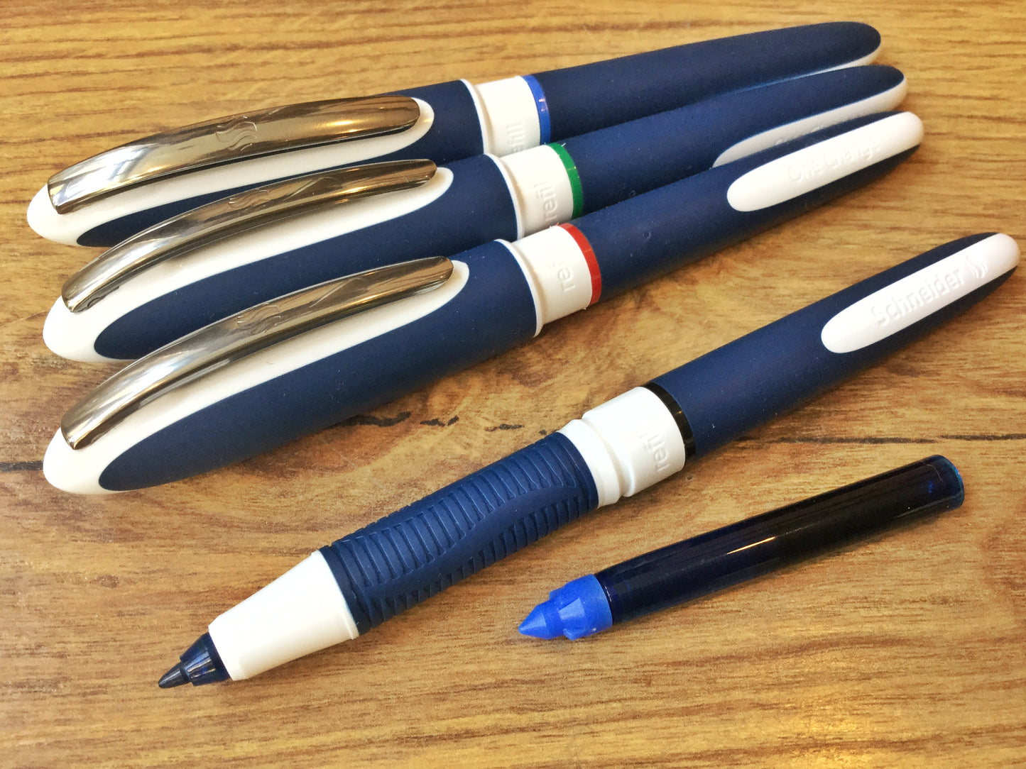 Tintenroller One Change dokumentenecht Schneider° - Polly Paper - Umweltfreundliche Schreibwaren